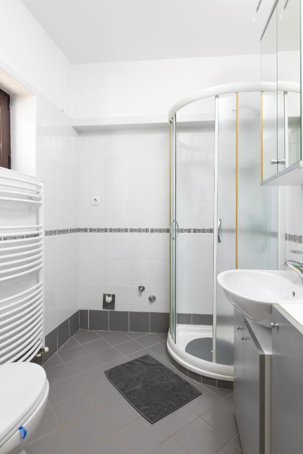 Apartments Livun Тухельське Топліце Екстер'єр фото
